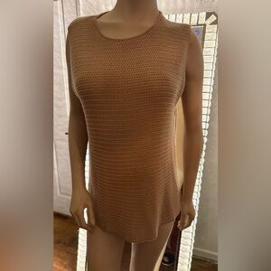 Ellen Tracy Sleeveless Tan Knit Top & Sweater